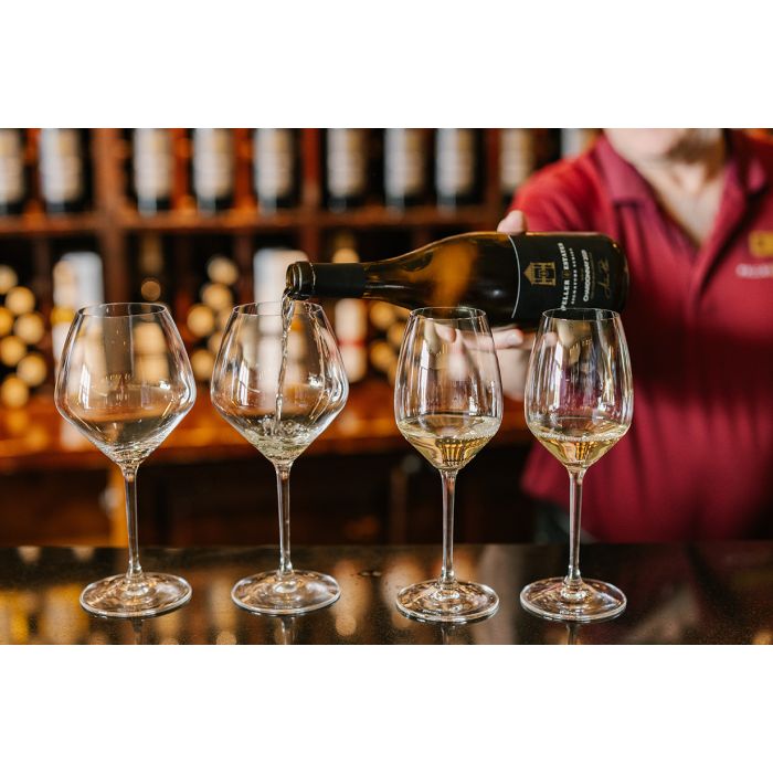 Wine Club Member Exclusive Estate Room at Peller Estates