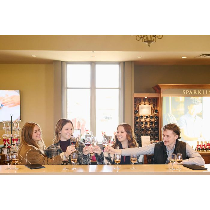 Tour Operator - Peller Estates Bar Tasting