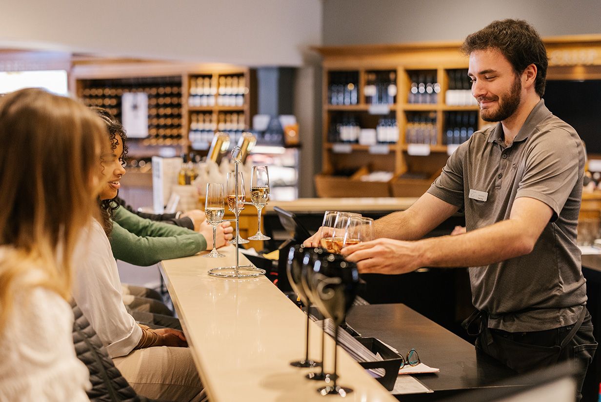 Tour Operator - Trius Winery Bar Tasting