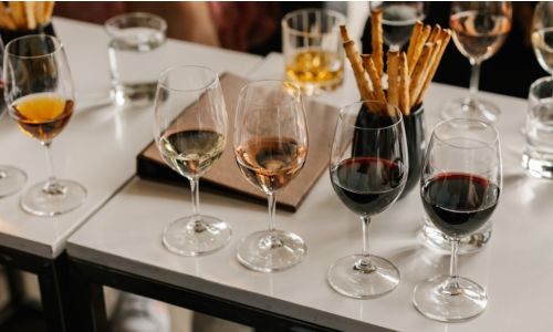 Wine Club Member Exclusive Lounge at Wayne Gretzky Estates