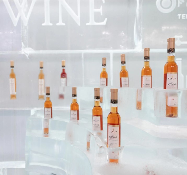 10Below Lounge