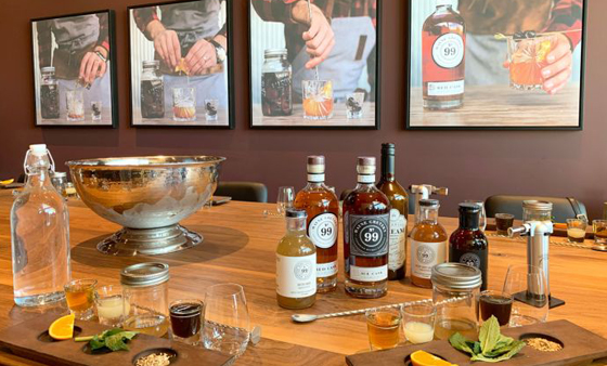 The Whisky Bartender: Cocktails 101 at Wayne Gretzky Estates